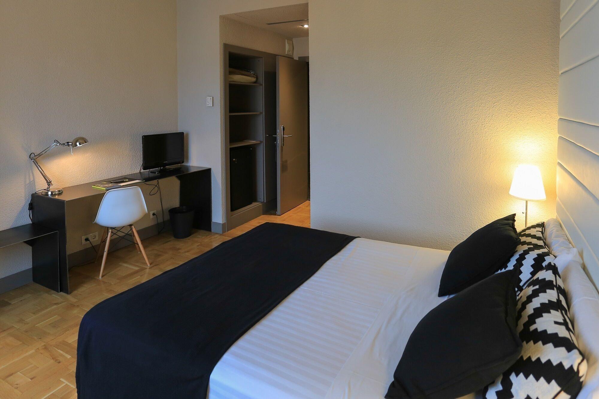Habitus Hotel Leyre Pamplona Exterior foto