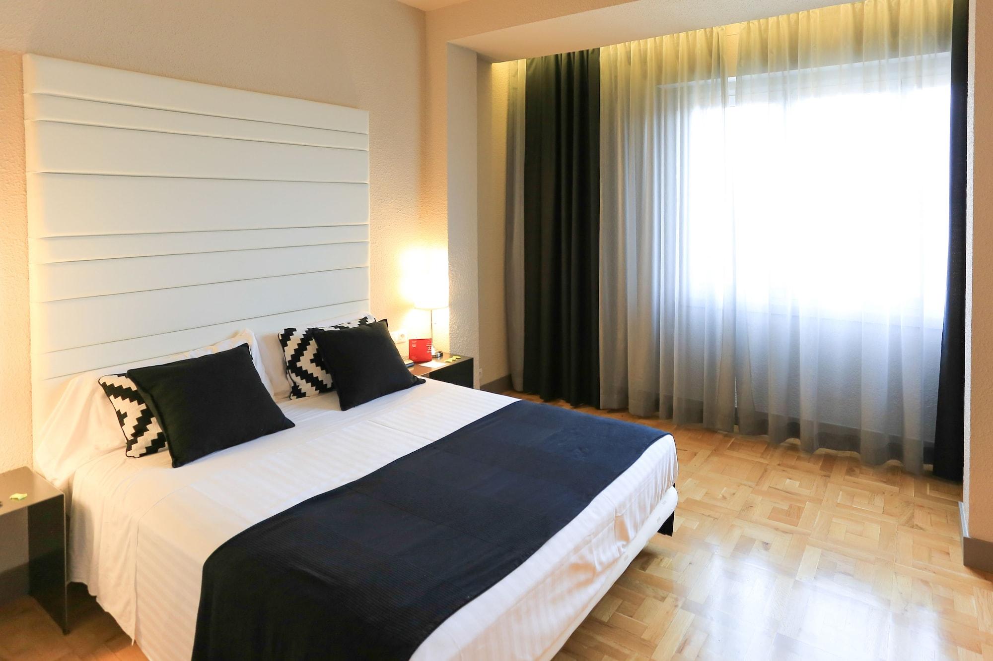 Habitus Hotel Leyre Pamplona Exterior foto