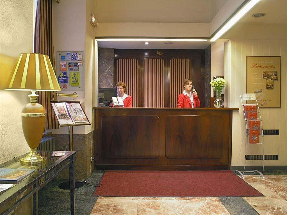 Habitus Hotel Leyre Pamplona Interior foto