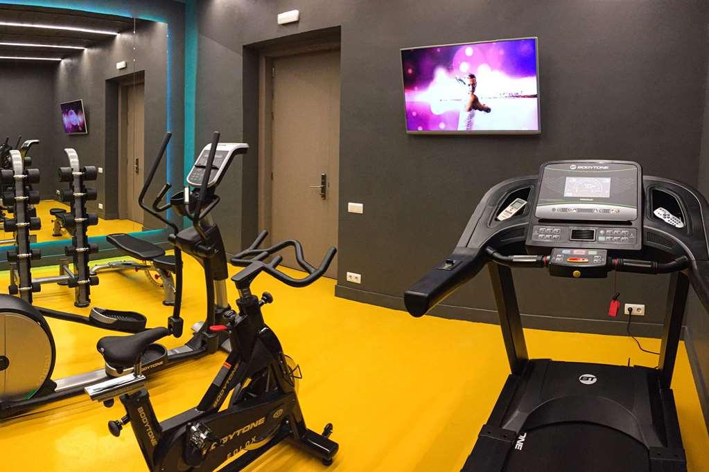 Habitus Hotel Leyre Pamplona Facilități foto